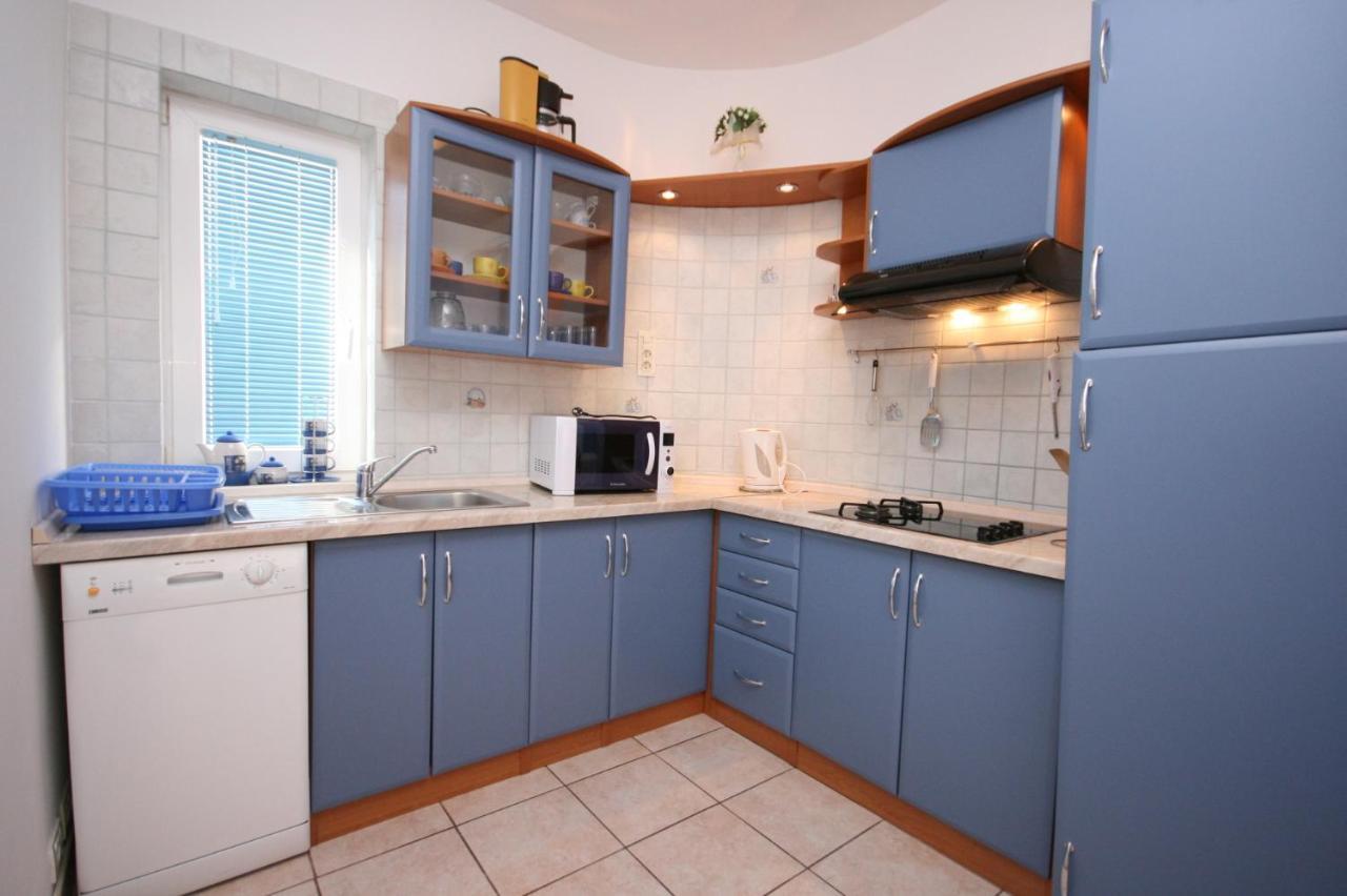 Apartment Stara Novalja 6301B Екстериор снимка